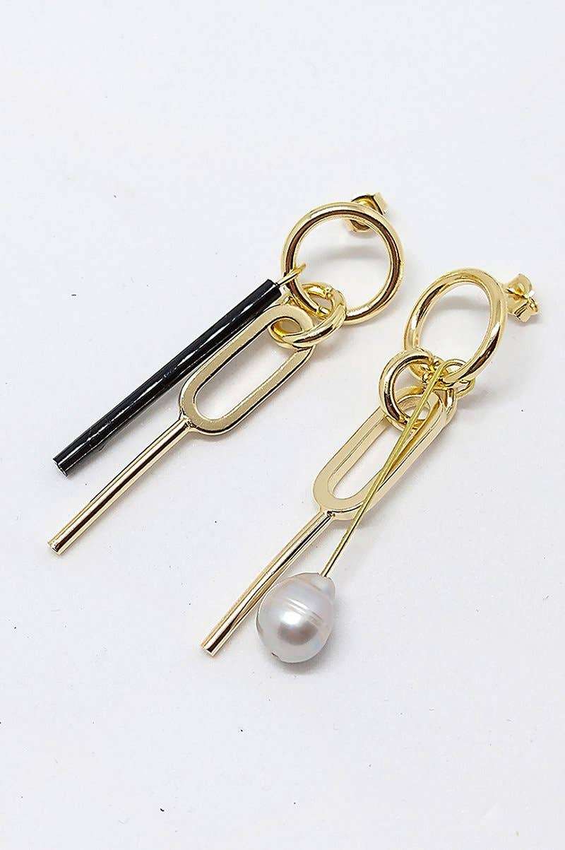 Design sieraden met parel en metalen elementen voor dames