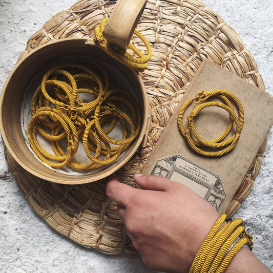 RAAK.Armband | DRAAD Mosterd