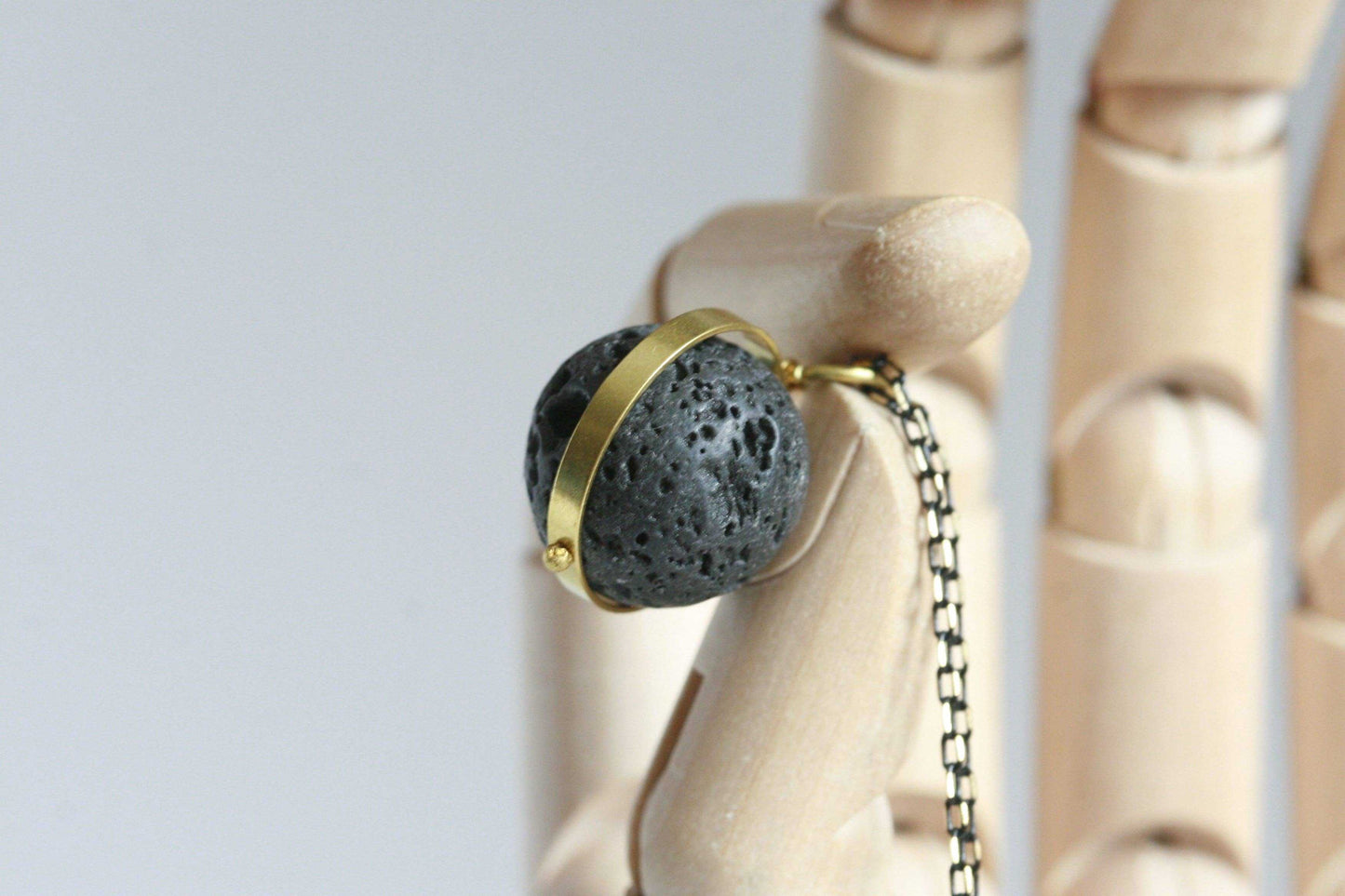 Lava steen diffuser set met gouden hanger en oorringen voor aromatherapie