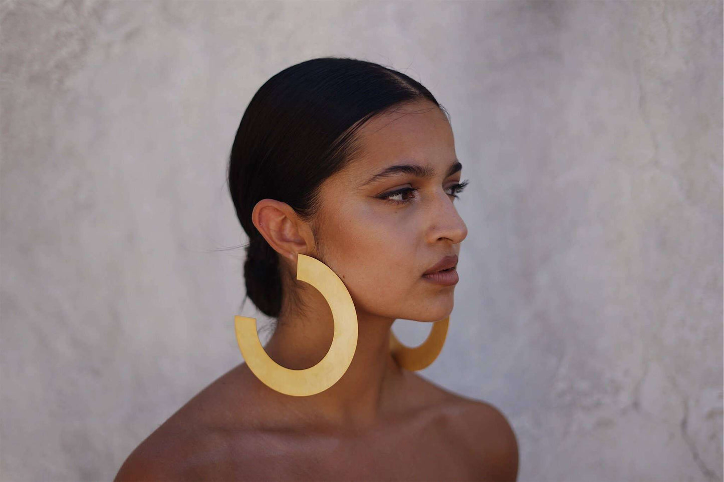 Minimalistische en natuurlijke sieraden voor een krachtig statement