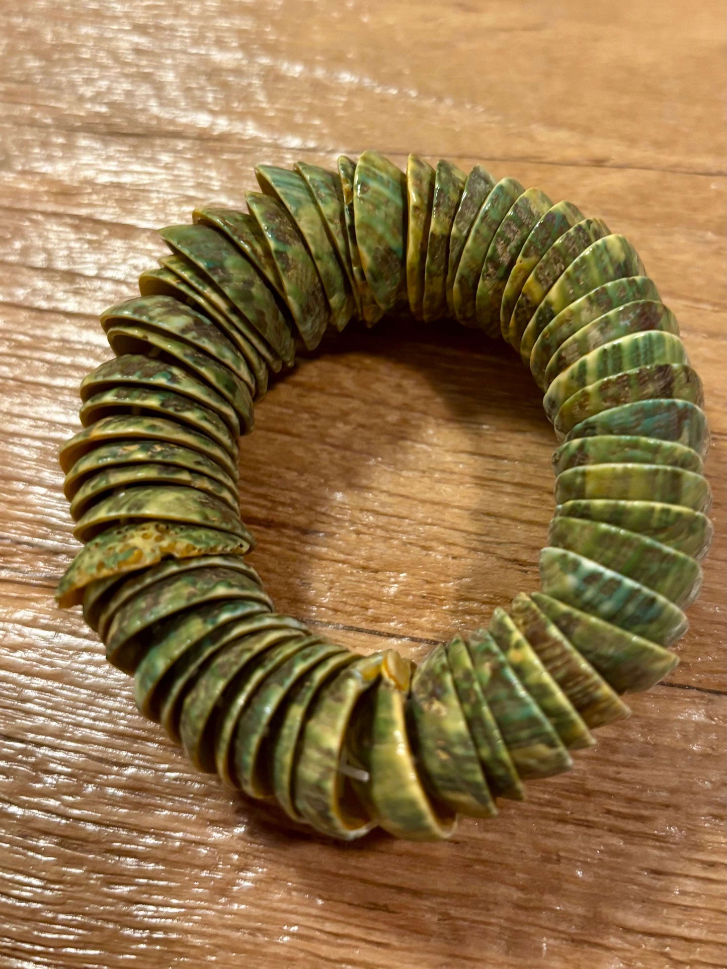 Donkere versie van armband