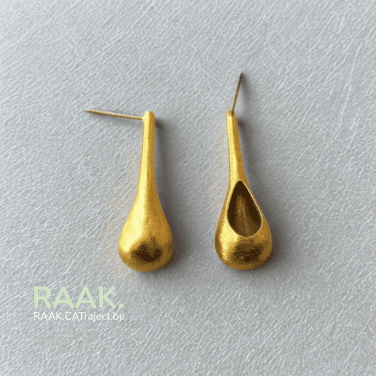 Gouden sculpturale oorbellen