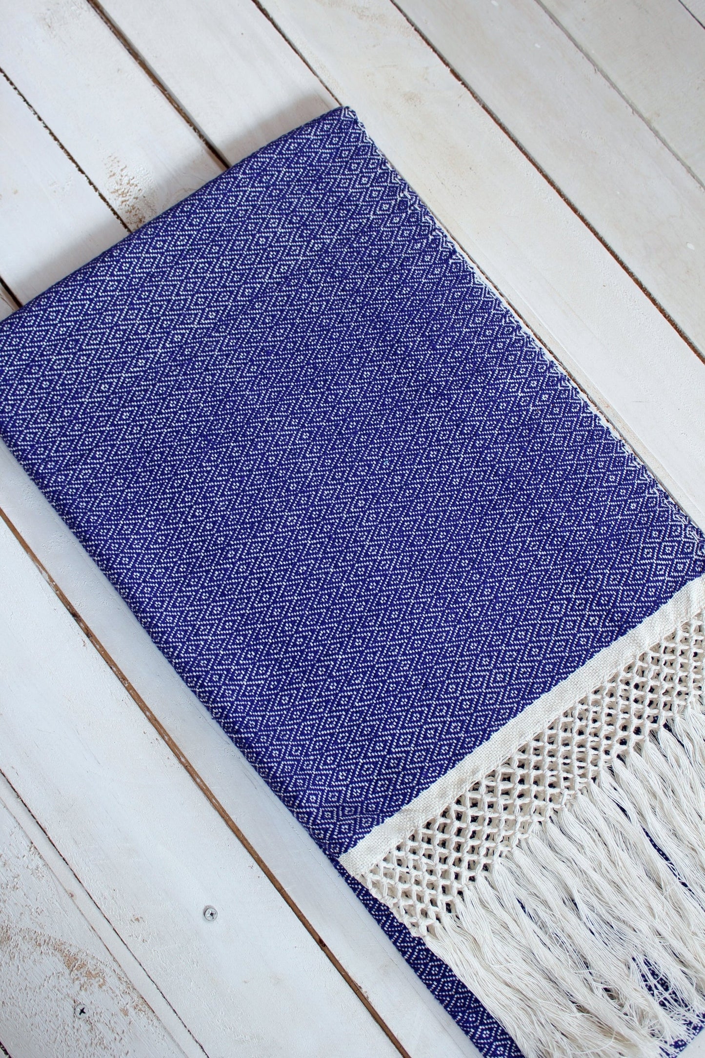warme en zacht omhulende sjaal blauw detail