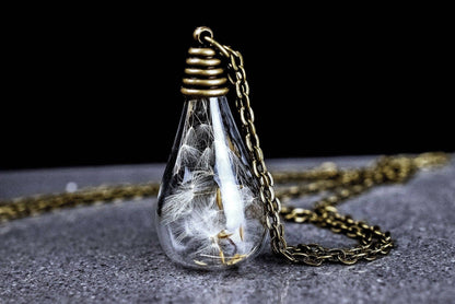 RAAK.Halsketting | PAARDEBLOEM.Lamp