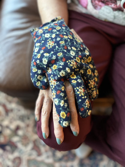 RAAK. BijdeHandje | BLUE FLOWERS