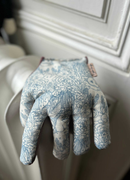 Decoratief warmtekussentje met bloemenpatroon, rust en comfort