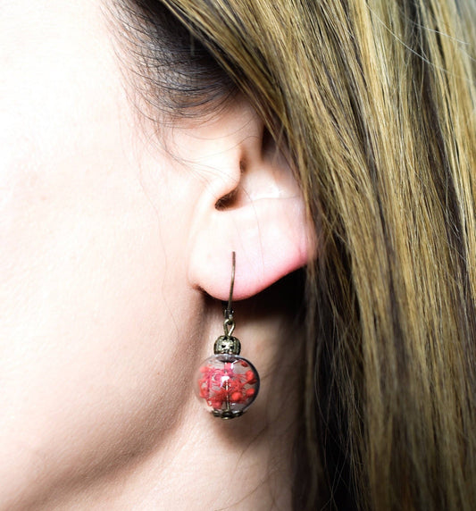 RAAK.Oorringen | BLOESEM ROOD